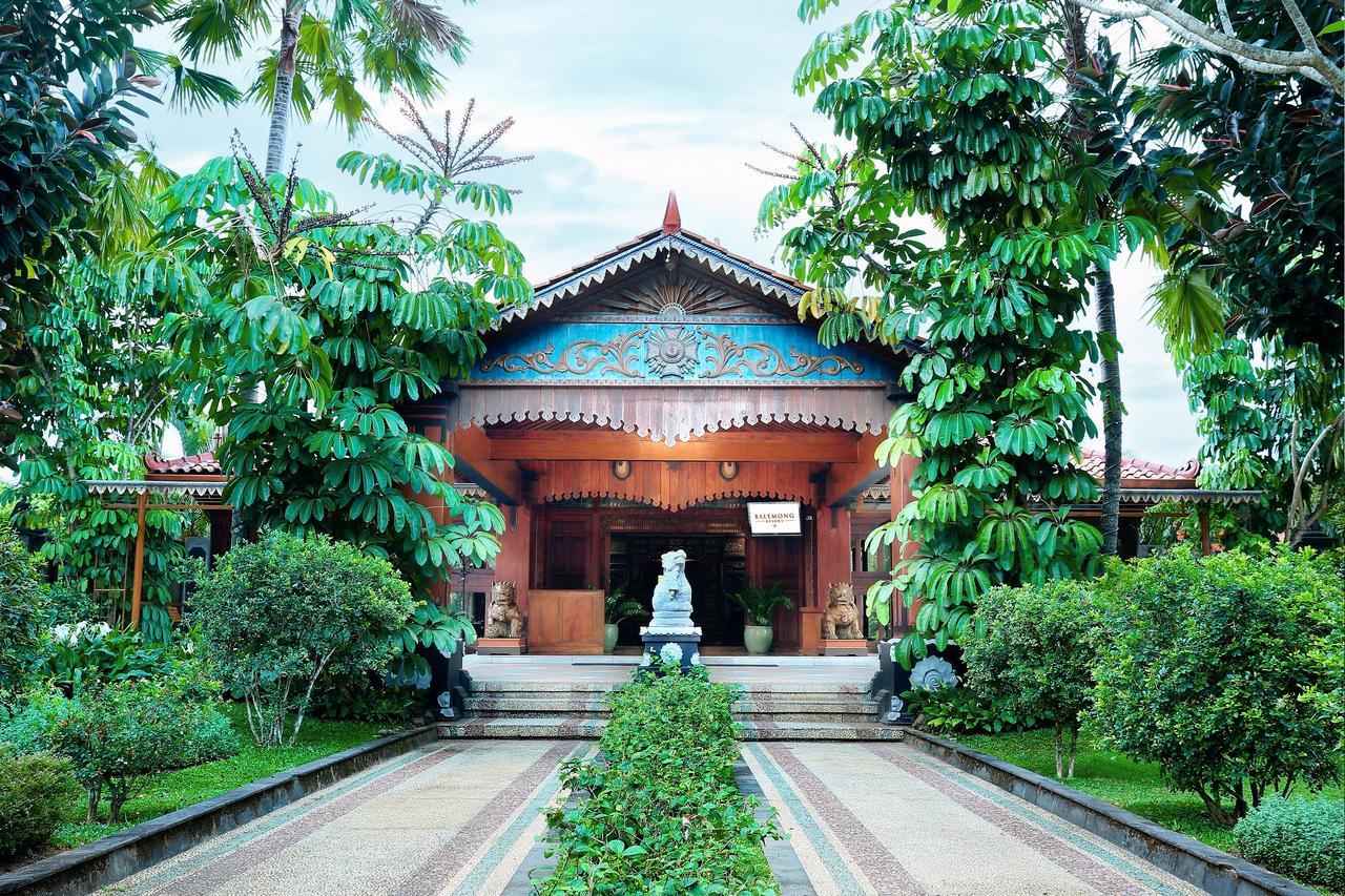 Melva Balemong Hotel Semarang Exterior photo